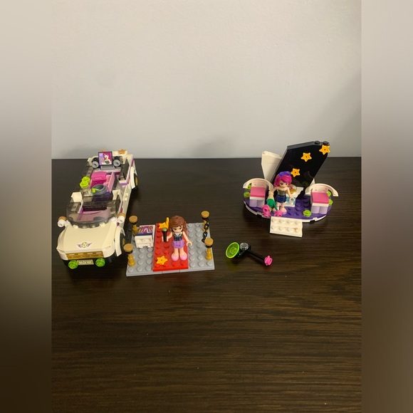 Lego Friends Pop Star Limo 41107 - Picture 4 of 5